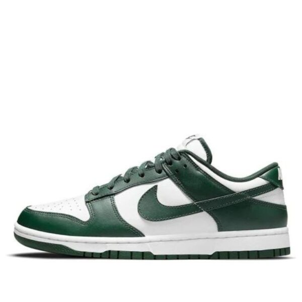 Nike Dunk Low “Varsity Green” (unisex).