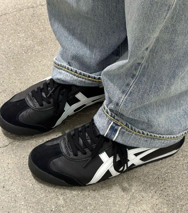 Onitsuka Tiger Mexico 66 in Black/White. - Image 3